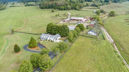 Country Home and Farm Land in Burkesville, Kentucky - image 25