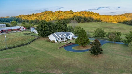 Country Home and Farm Land in Burkesville, Kentucky - image 2