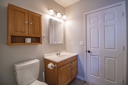 Remodeled Anamosa Home For Sale - image 6