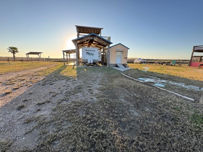 Coastal Paradise with Stunning Sunset Views! - image 18