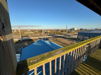 Coastal Paradise with Stunning Sunset Views! - image 5