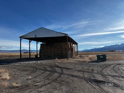 442.9 Ac-3 homes, a meat processing bldg, barns, workshop+++ - image 9