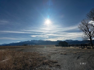 442.9 Ac-3 homes, a meat processing bldg, barns, workshop+++ - image 10