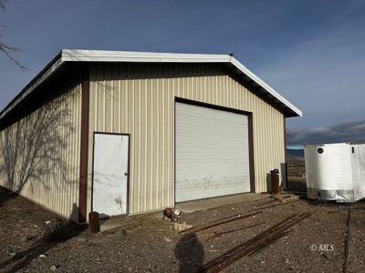 442.9 Ac-3 homes, a meat processing bldg, barns, workshop+++ - image 22