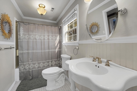 Beautifully restored Colonial Brick Home For Sale Mangum OK - image 22