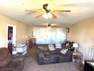 Spacious  3 Bedroom, 2 Bath Brick Home on Corner Lot - image 13