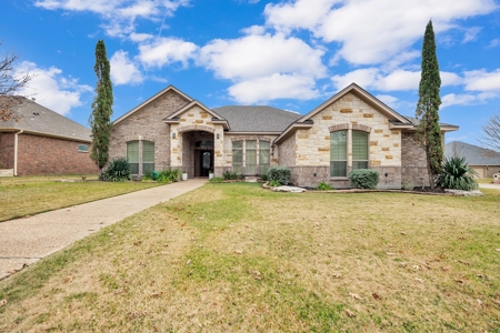 Luxury 4 Bed 3 Bath Temple, TX Home in Gated Creeks At Deerfield - image 3