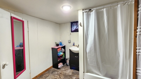 All Brick Home, Fenced Yard, 4 Bedrooms, 2.5 Bathrooms - image 30