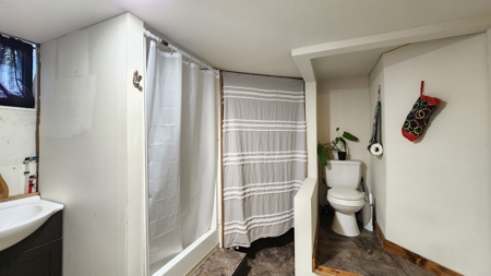 All Brick Home, Fenced Yard, 4 Bedrooms, 2.5 Bathrooms - image 29