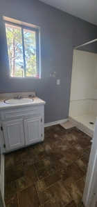 Family Home in Lake Luck Subdivision - image 11