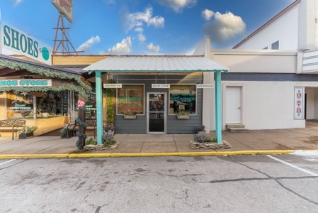 Commercial Property for Sale in Texas County, Missouri - image 2