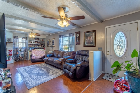Home for Sale on Large Lot in Waynesboro, TN - image 4