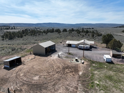 Eastern Oregon Juniper Butte Estate - image 48