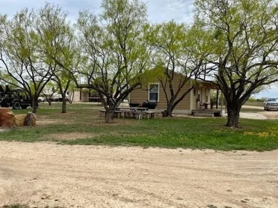 Turnkey Hunting Ranch in Gouldbusk, TX for Sale - image 8