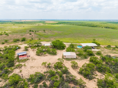 Turnkey Hunting Ranch in Gouldbusk, TX for Sale - image 27