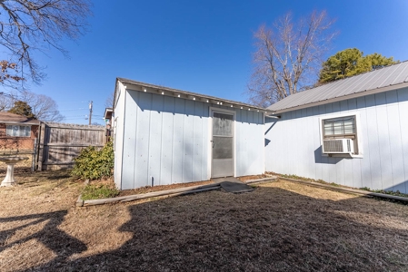 Country Home With Shop For Sale In Baxter County Arkansas - image 38