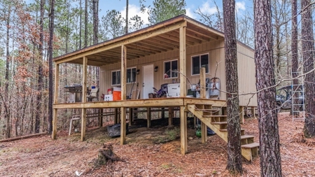 100 Acres in West Feliciana with 2 Bed/1 Bath Camp - image 3