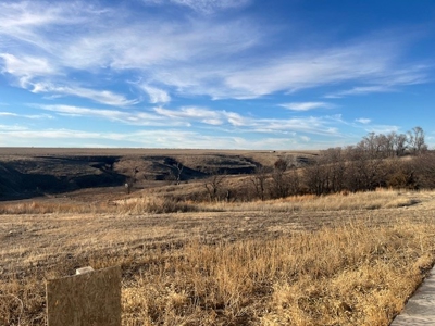 Charming  Home on 10 Acres in Frontier County NE - image 1