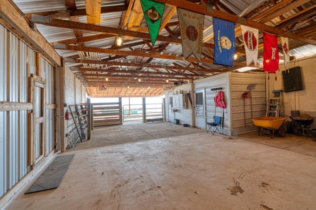 Central New Mexico Horse Property on 40 Acres - image 41