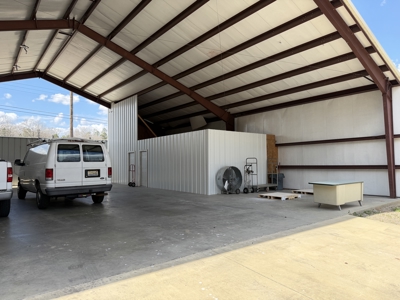 Versatile Commercial Property for Sale in Jacksonville, AL - image 4