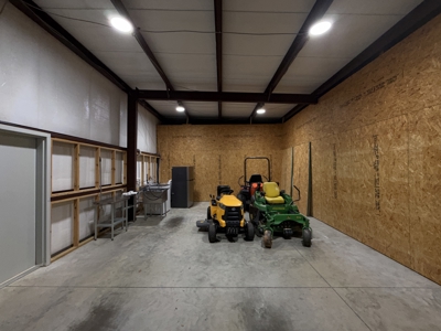 Versatile Commercial Property for Sale in Jacksonville, AL - image 8