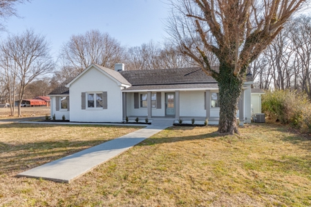 Country Home for Sale in Maury County, Tennessee - image 41