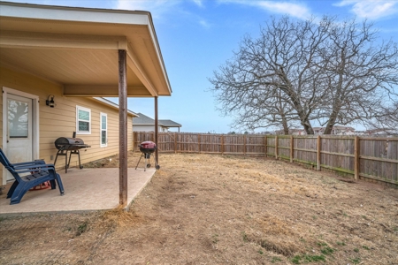 Country Home For Sale in Emory, Texas - image 1