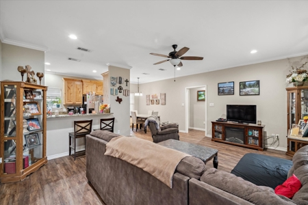 Country Home For Sale in Emory, Texas - image 7