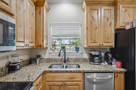 Country Home For Sale in Emory, Texas - image 23