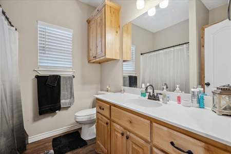 Country Home For Sale in Emory, Texas - image 16