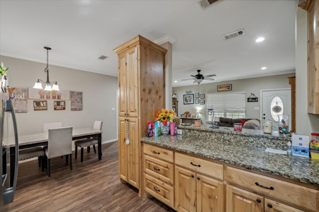 Country Home For Sale in Emory, Texas - image 22