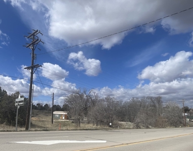 Tiny Home on Residential Lot in Dove Creek, Co - image 14