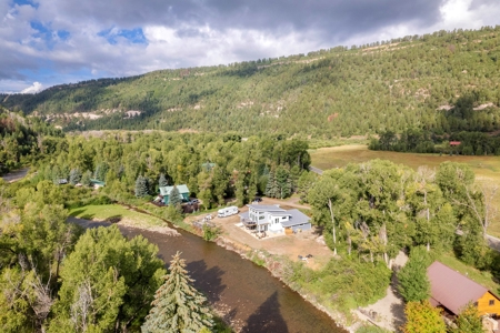 Riverfront Home in Dolores, Colorado - image 10