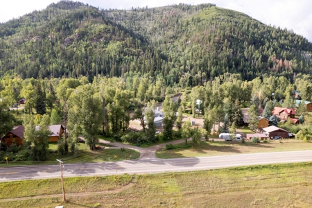 Riverfront Home in Dolores, Colorado - image 4