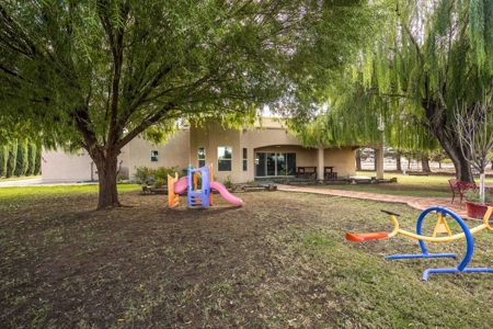 Beautiful Home and Farm for Sale in Chamberino, New Mexico - image 31