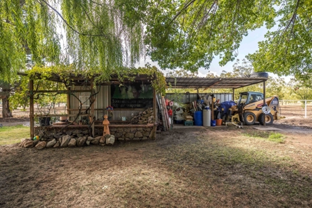 Beautiful Home and Farm for Sale in Chamberino, New Mexico - image 27
