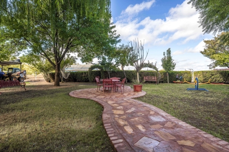 Beautiful Home and Farm for Sale in Chamberino, New Mexico - image 26