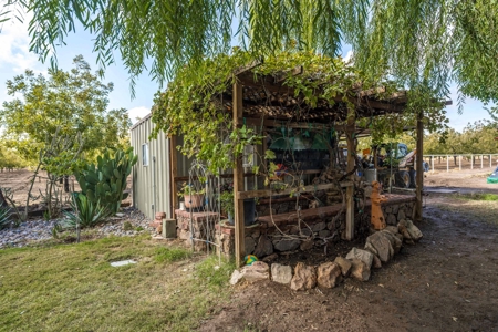 Beautiful Home and Farm for Sale in Chamberino, New Mexico - image 28