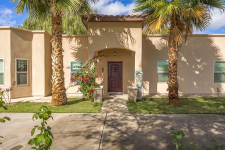Beautiful Home and Farm for Sale in Chamberino, New Mexico - image 4