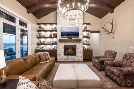 Newly Built Custom Home for Sale in Las Cruces, NM - image 9