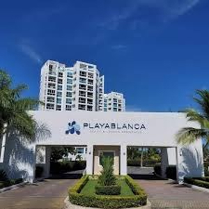 Beachfront Condo for Sale in Playa Blanca with Ocean Views - image 23