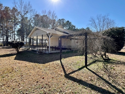 Slocomb Alabama Home for Sale - Corner Lot w/ barn - image 21