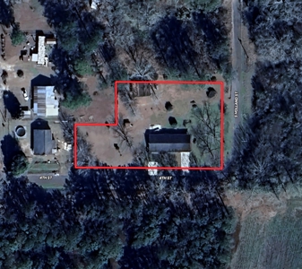 Slocomb Alabama Home for Sale - Corner Lot w/ barn - image 41
