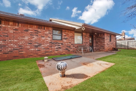 Clinton, OK. Home For Sale!! - image 26