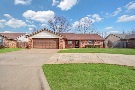 Clinton, OK. Home For Sale!! - image 2