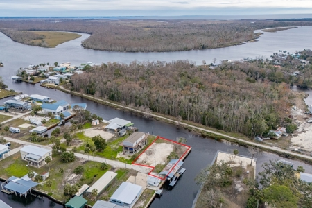 Vacant Waterfront Property in Suwannee, FL - image 26