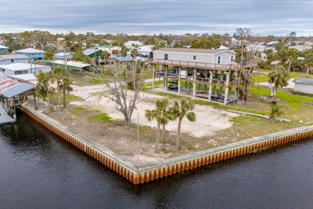 Vacant Waterfront Property in Suwannee, FL - image 13