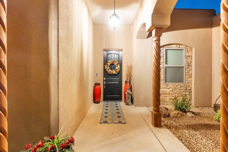 Exquisite Home for Sale in Las Cruces, NM - image 4
