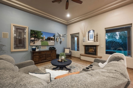 Exquisite Home for Sale in Las Cruces, NM - image 10