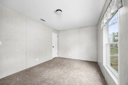 Home For Sale Close To The Suwannee River - image 9